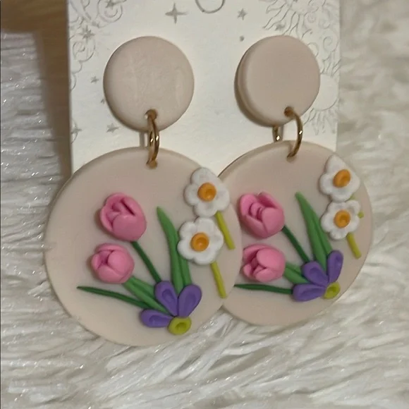 Handmade Floral Polymer Clay Earrings in Pink and White NWOT - Picture 4 of 7